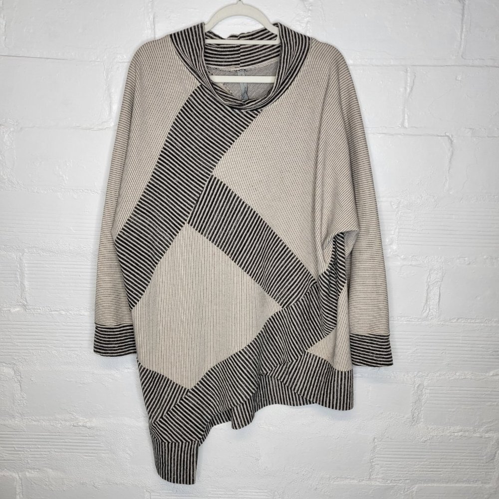 Cynthia Ashby Women's XL Pullover Sweater Tan Gray Asymmetrical Lagenlook - Picture 1 of 6